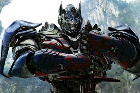 Transformers: Forjan la espada de Optimus Prime en El Último Caballero Transformers: Forjan la espada de Optimus Prime en El Último Caballero