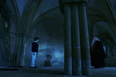 Harry Potter: Este sería el motivo por el que Dumbledore veía calcetines en el Espejo de Oesed