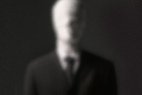 La película de Slender Man es criticada por el padre de la joven que atacó a una compañera para impresionar al personaje La película de Slender Man es criticada por el padre de la joven que atacó a una compañera para impresionar al personaje