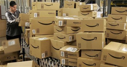 Una pareja no deja de recibir paquetes de Amazon sin haberlos pedido y no pueden detenerlo