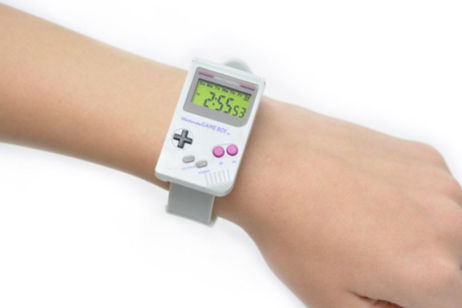Si quisiste a tu Game Boy tanto como a tus padres, este reloj de Nintendo es para ti Si quisiste a tu Game Boy tanto como a tus padres, este reloj de Nintendo es para ti