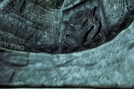 Un joven descifra una carta de su ex-novia escrita en el idioma ficticio de Skyrim dos años después Un joven descifra una carta de su ex-novia escrita en el idioma ficticio de Skyrim dos años después