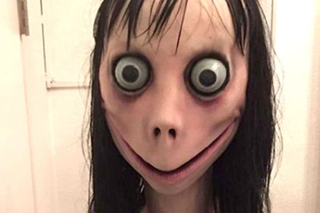 Microsoft restringe en Minecraft el mod de Momo, el peligroso juego viral Microsoft restringe en Minecraft el mod de Momo, el peligroso juego viral