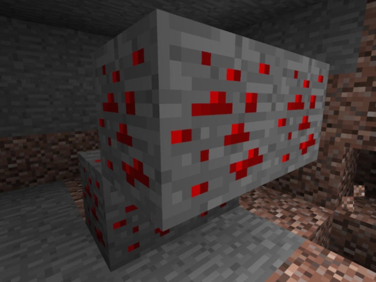 Redstone Minecraft. Las vetas de este material tienen partes rojizas
