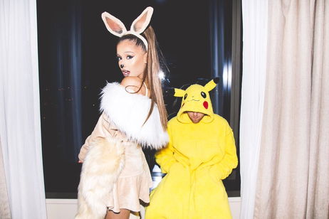 Ariana Grande se declara fan de Pokémon Let's Go Eevee y revoluciona la red Ariana Grande se declara fan de Pokémon Let's Go Eevee y revoluciona la red