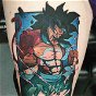 Tatuaje de Goku como Super Saiyan Nivel 4