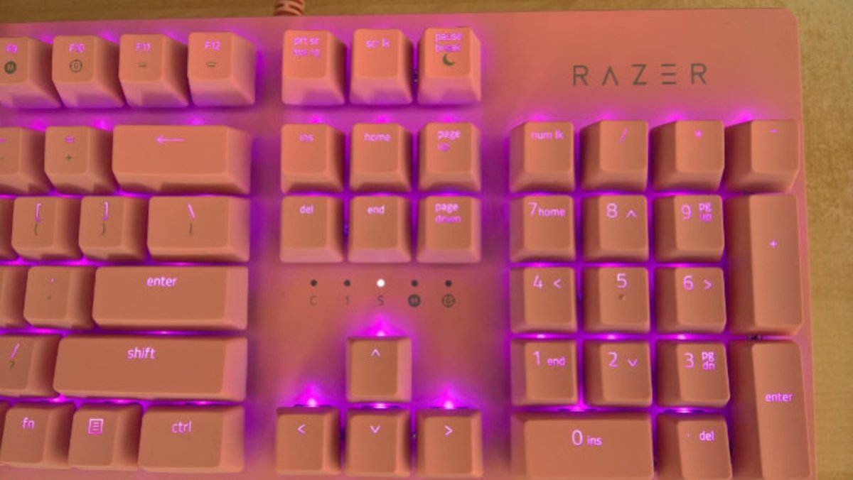 El teclado Razer Huntsman tiene un modo juego