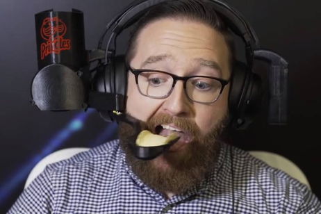 Pringles ha construido unos cascos gaming que te permiten comer sus patatas fritas mientras juegas Pringles ha construido unos cascos gaming que te permiten comer sus patatas fritas mientras juegas