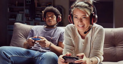 Phil Spencer anima a los jugadores de Xbox a quedarse en casa y jugar para combatir el coronavirus Phil Spencer anima a los jugadores de Xbox a quedarse en casa y jugar para combatir el coronavirus