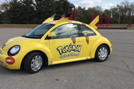 La historia de los Volkswagen Beetle "edición Pikachu" que Nintendo usó para promocionar Pokémon La historia de los Volkswagen Beetle "edición Pikachu" que Nintendo usó para promocionar Pokémon