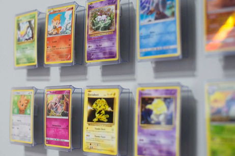 ¿Te sobran unas cuantas cartas Pokémon? Esto es lo que puedes hacer con cartulina negra y unas tijeras ¿Te sobran unas cuantas cartas Pokémon? Esto es lo que puedes hacer con cartulina negra y unas tijeras
