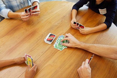 Los mejores juegos de cartas para jugar con tus amigos Los mejores juegos de cartas para jugar con tus amigos