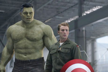 Esta ilustración del Capitán América y Hulk vs Ultron muestra una de las batallas más épicas de todas Esta ilustración del Capitán América y Hulk vs Ultron muestra una de las batallas más épicas de todas