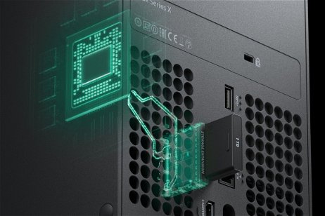 Xbox lanza un dardo a PlayStation por el método para ampliar memoria de PS5