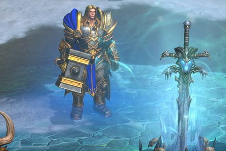Crea la espada Frostmourne de World of Warcraft a escala real y es sencillamente brutal Crea la espada Frostmourne de World of Warcraft a escala real y es sencillamente brutal