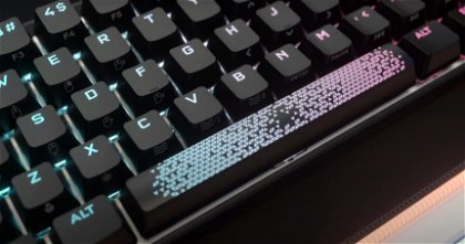 Retroiluminación RGB, compacto y mecánico: este teclado Corsair tira su precio 45 euros