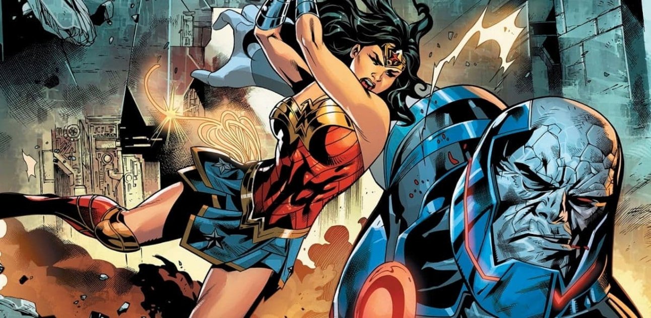La gran fuerza y poderes de Wonder Woman y She-Hulk ha suscitado un debate entre los lectores sobre quién ganaría en un combate