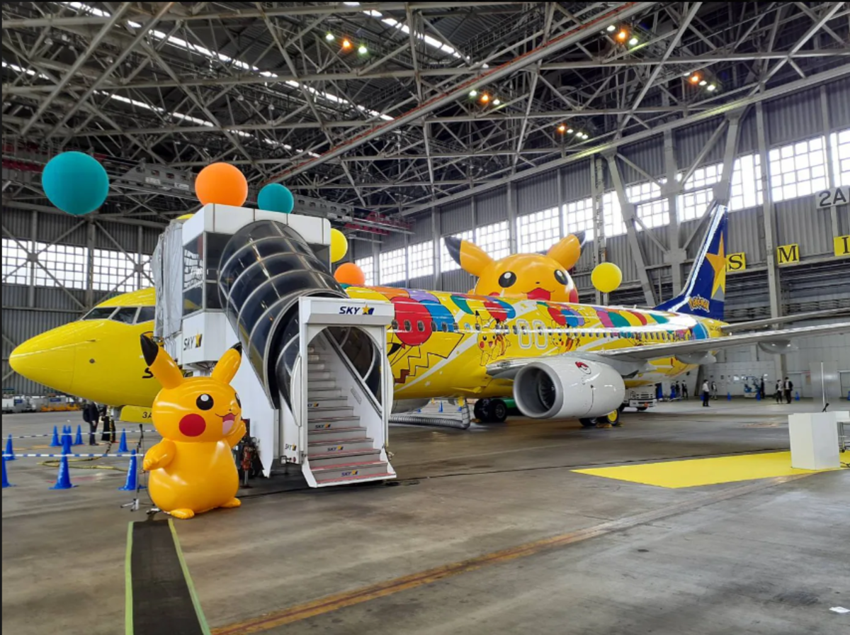 pokemon-pikachu-avion-okinawa