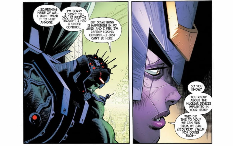 Hulk con bombas nucleares en su cabeza, disculpádose por no haber hablado sobre eso antes