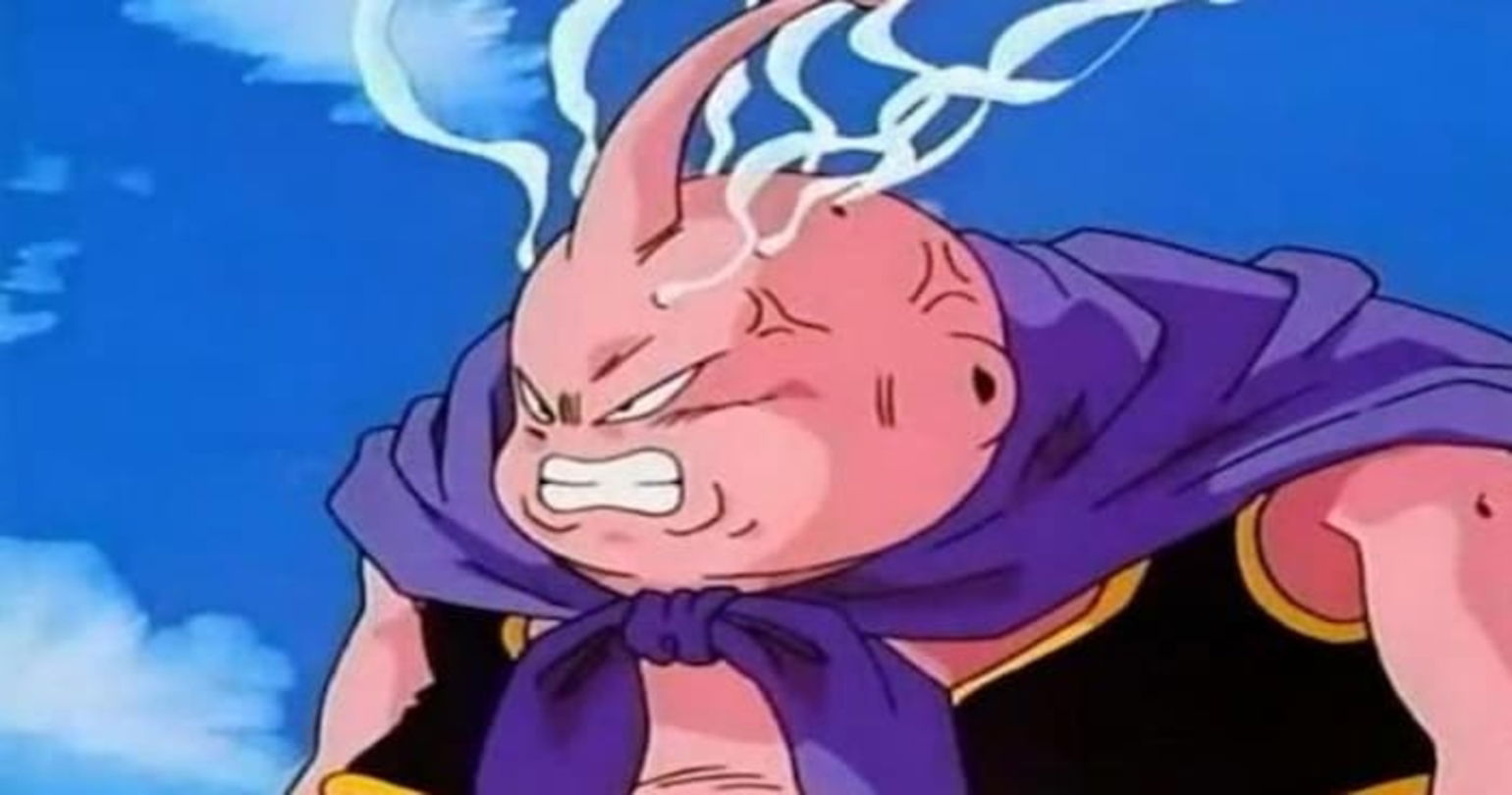 Majin Buu supera con su gran fuerza y poderío a los demás villanos de la serie