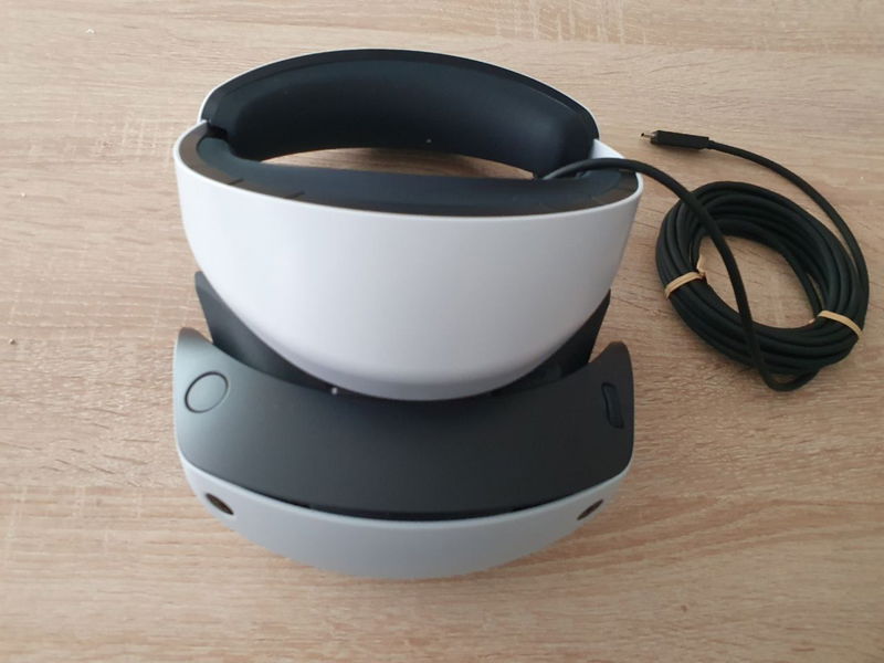 Unboxing de PlayStation VR2: descubre cómo luce el nuevo casco de realidad virtual de Sony