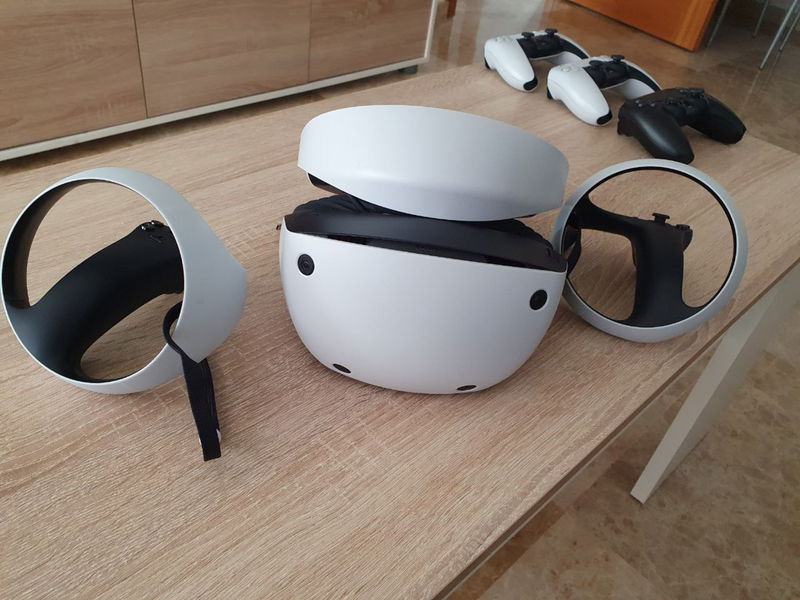 Unboxing de PlayStation VR2: descubre cómo luce el nuevo casco de realidad virtual de Sony