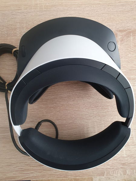 Llega PlayStation VR 2, el nuevo casco de realidad virtual de Sony: cómo es  - El Cronista