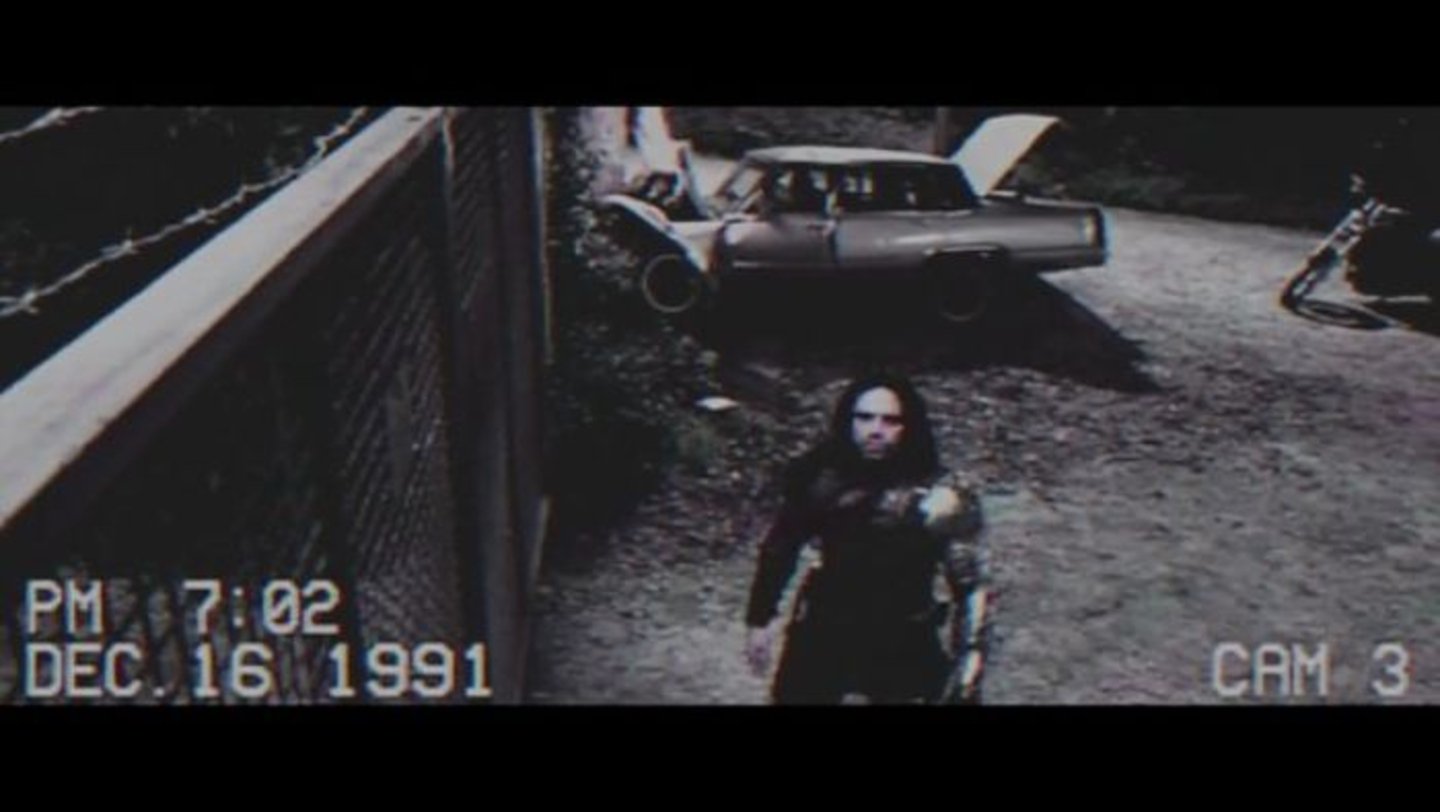 Bucky Barnes, el Soldado de Invierno, en el lugar del accidente que mató a los padres de Tony Stark