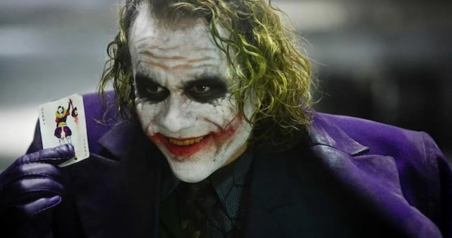 Batman - El caballero de la noche muestra a una de las mejores representaciones del Joker de la historia