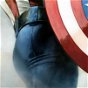 El trasero de América en la portada del cómic y en Avengers Endgame