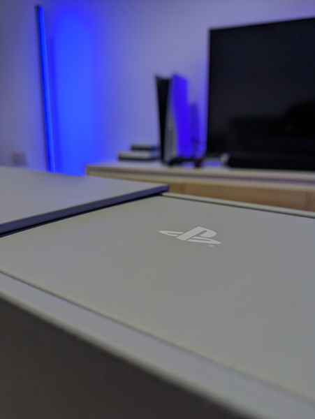 UNBOXING de PLAYSTATION PORTAL, el aparato para JUEGO REMOTO con PS5 