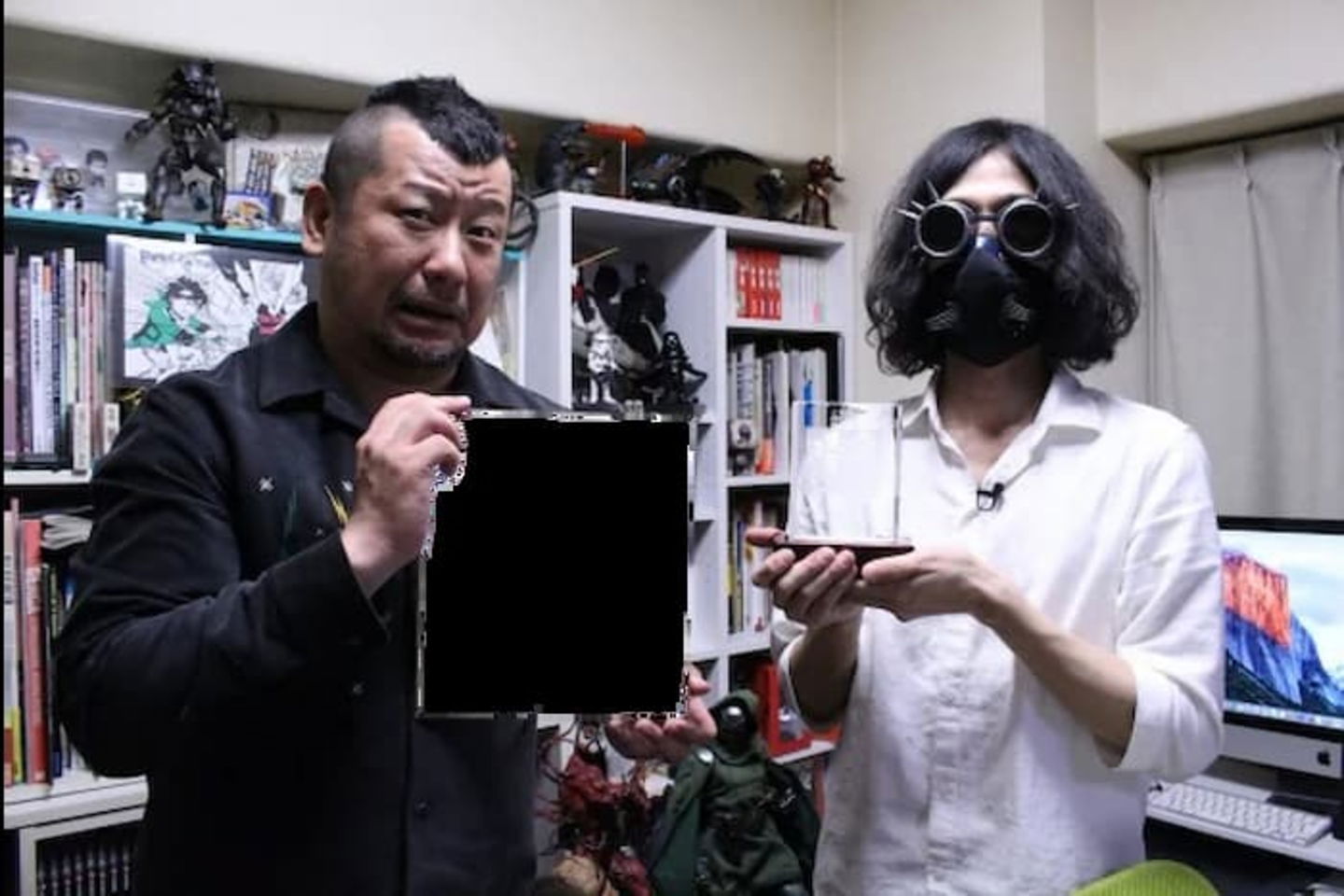 A través de una entrevista con Kobayashi en el año 2015, Kohei Horikoshi dejó saber que Bakugo es uno de sus personajes favoritos