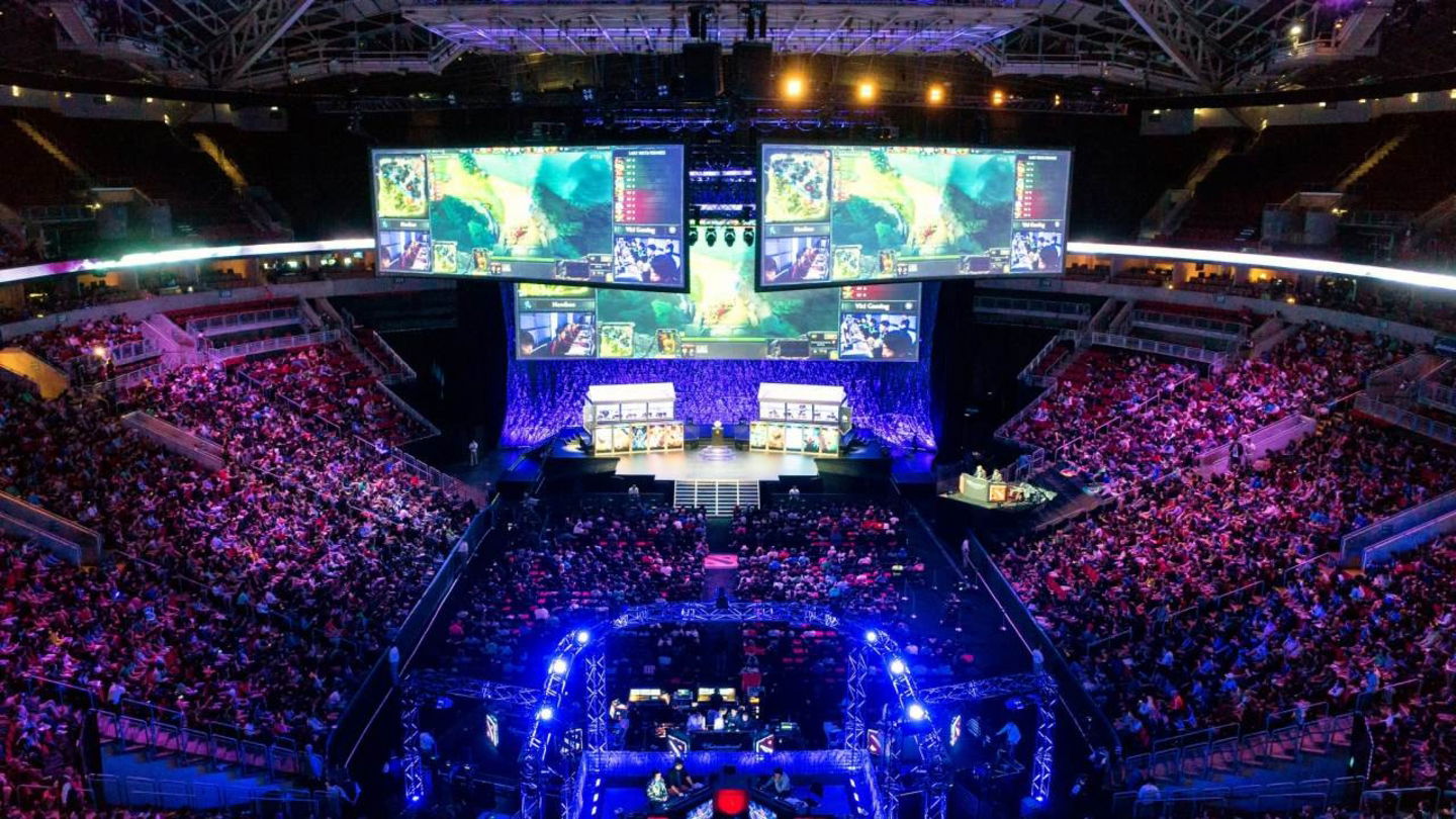 ¿Cuál es el jugador profesional de videojuegos que más dinero ha ganado en la historia?
