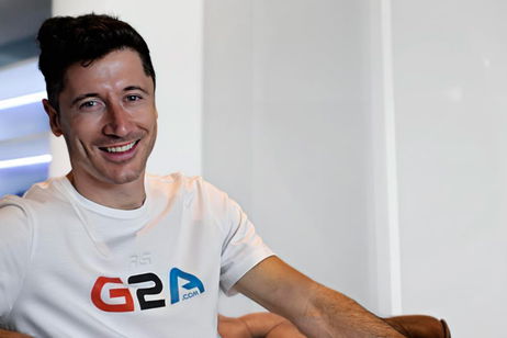 G2A presenta a Robert Lewandowski, delantero del FC Barcelona, como nuevo embajador G2A presenta a Robert Lewandowski, delantero del FC Barcelona, como nuevo embajador