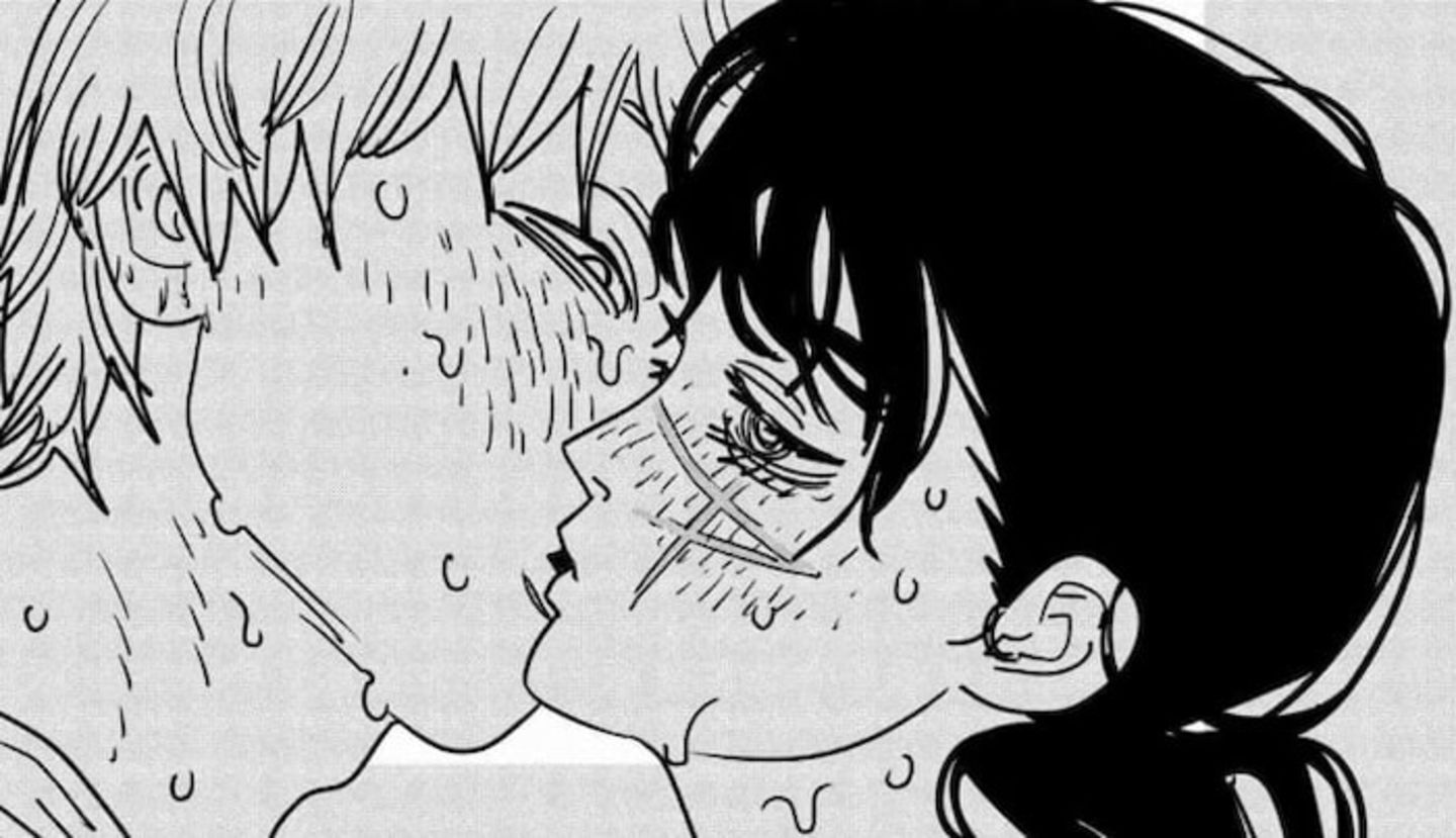 Denji y Asa se funden en un apasionado beso que tiene un peculiar final