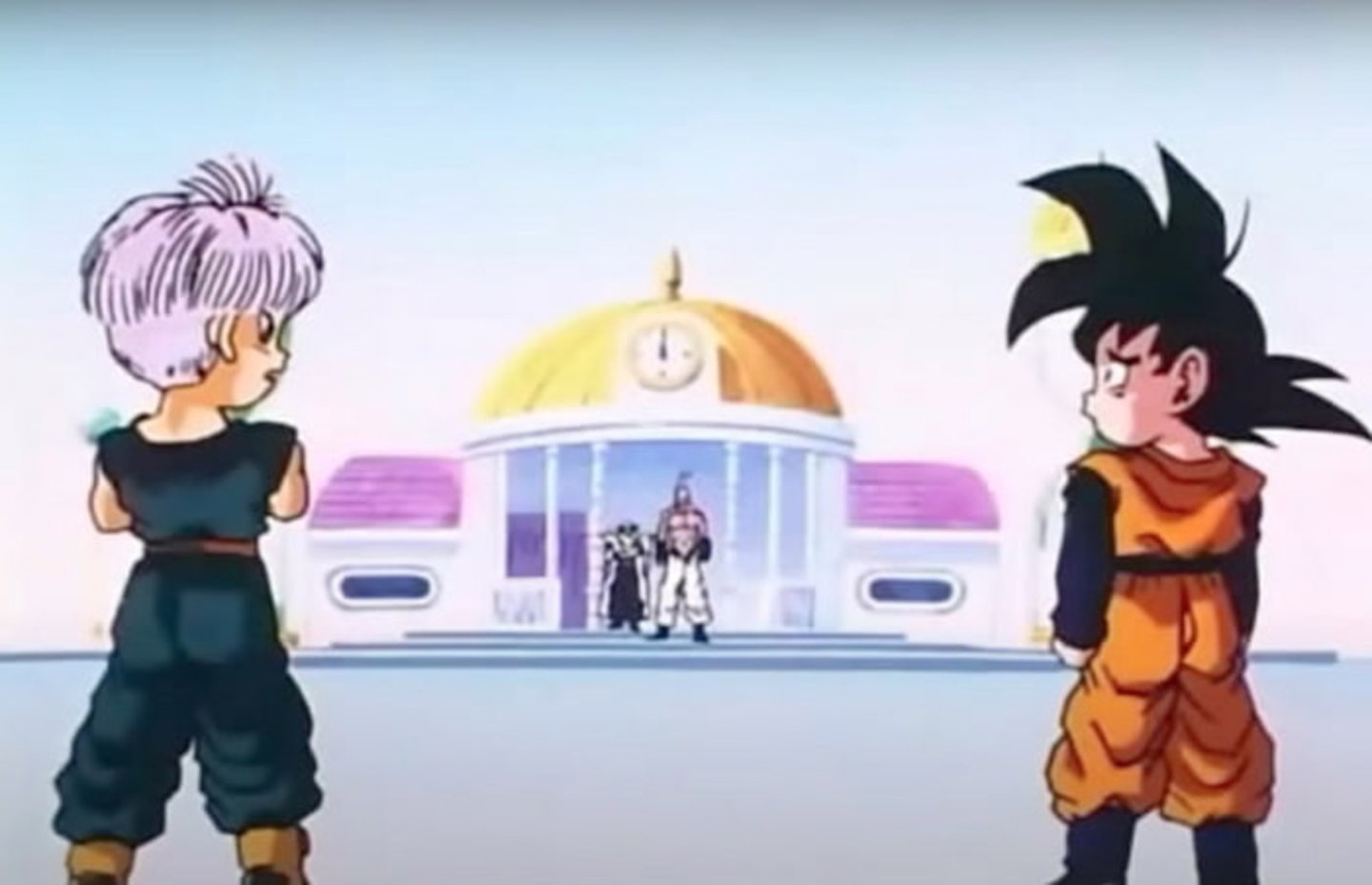 La regla de cantidad de personas que puedan estar dentro de este lugar fue rota en la Saga de Buu