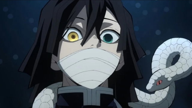 Obanai Iguro cobra vida en este impresionante cosplay de Demon Slayer
