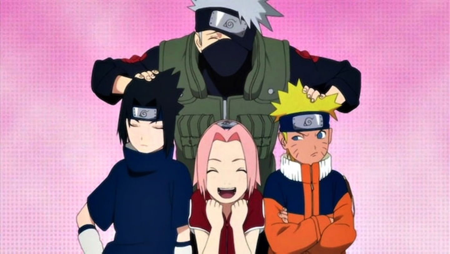 En el Equipo 7, Naruto se encontraba en la parte derecha y se convirtió en el Séptimo Hokage