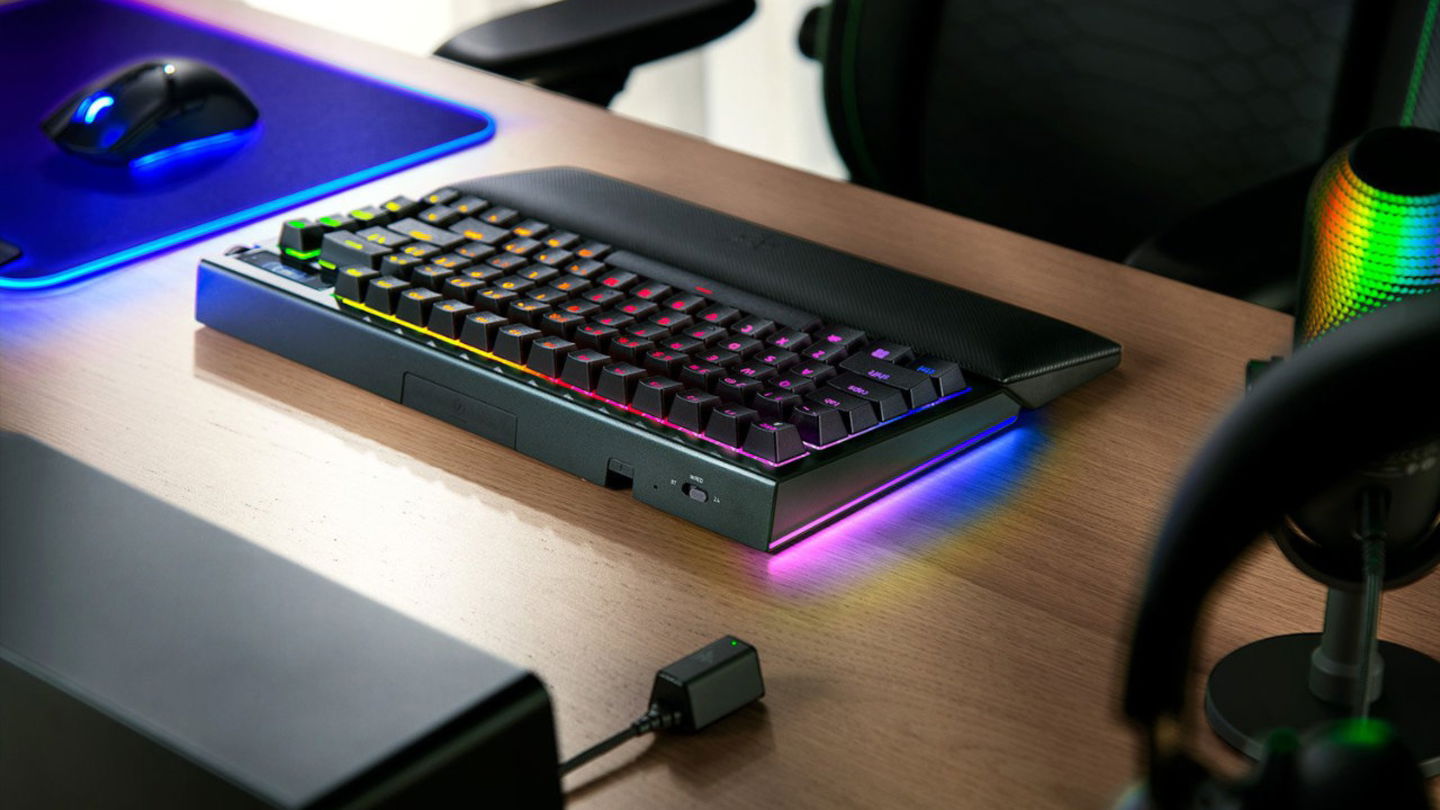 BlackWidow V4 Pro 75% - Iluminación RGB