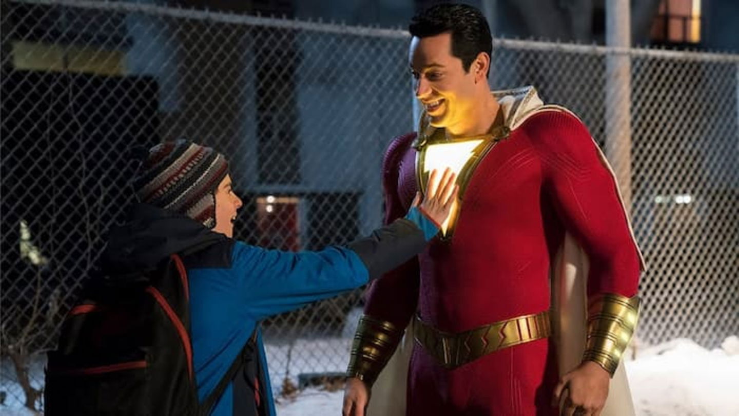 Esta es la historia de Billy Batson y de cómo termina convirtiéndose en Shazam