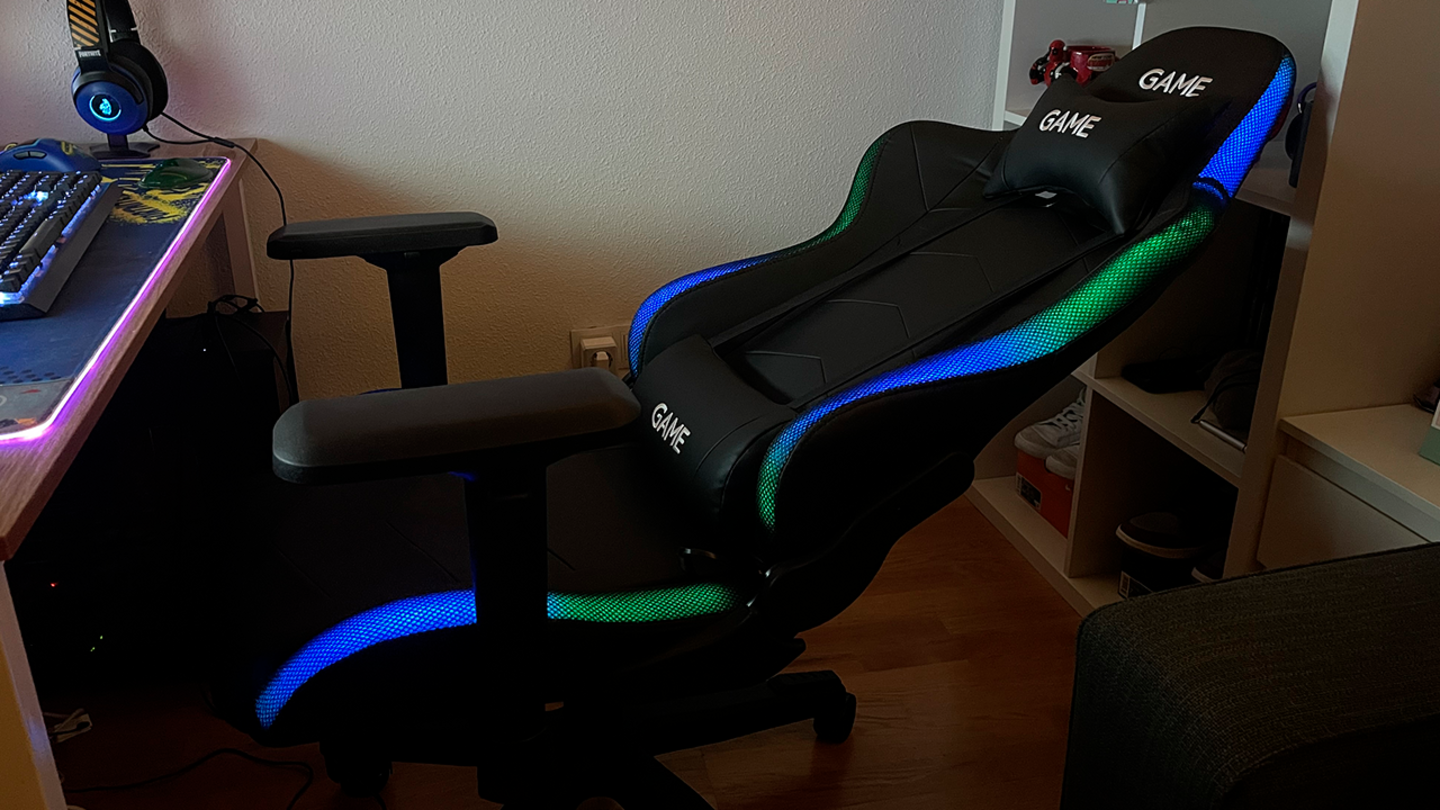 Análisis de la silla GAME Racing Elite RGB GT400: atractiva y cómoda a partes iguales