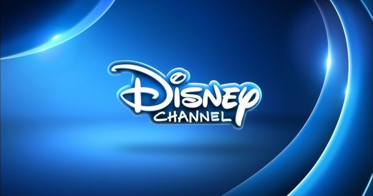 Esta serie es perfecta para los amantes de Disney Channel, que finaliza sus emisiones inminentemente