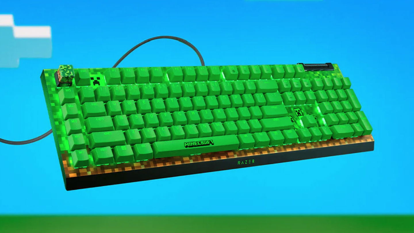 Razer BlackWidow V4 X - Minecraft Edition