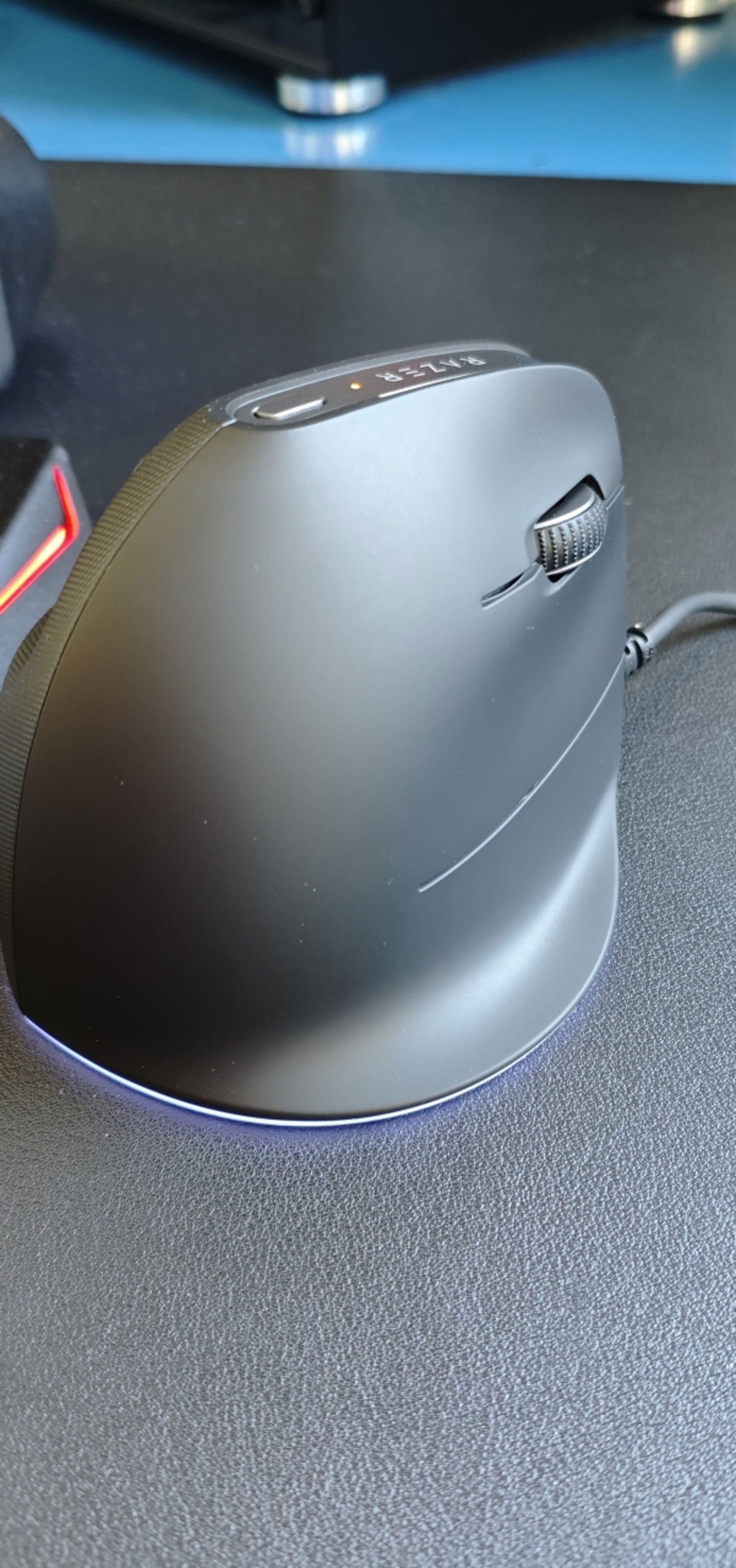 Análisis de Razer Pro Click V2 Vertical Edition - El ratón más increíble del mercado