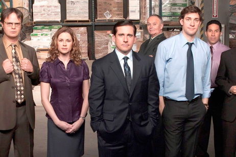 Esta serie tiene la esencia de The Office y está considerada como una de las mejores comedia