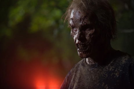 The Walking Dead revela una escena descartada por culpa de un zombie The Walking Dead revela una escena descartada por culpa de un zombie