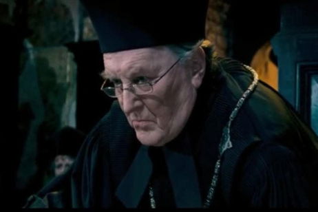 La serie de 'Harry Potter' presenta al actor que dará vida a Cornelius Fudge, el Ministro de Magia La serie de 'Harry Potter' presenta al actor que dará vida a Cornelius Fudge, el Ministro de Magia