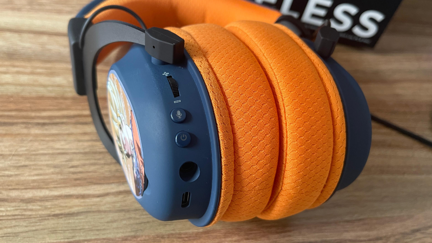 Análisis de FR-TEC Dragon Ball Z Auriculares Inalámbricos Trimodo - Los cascos de los Super Saiyans
