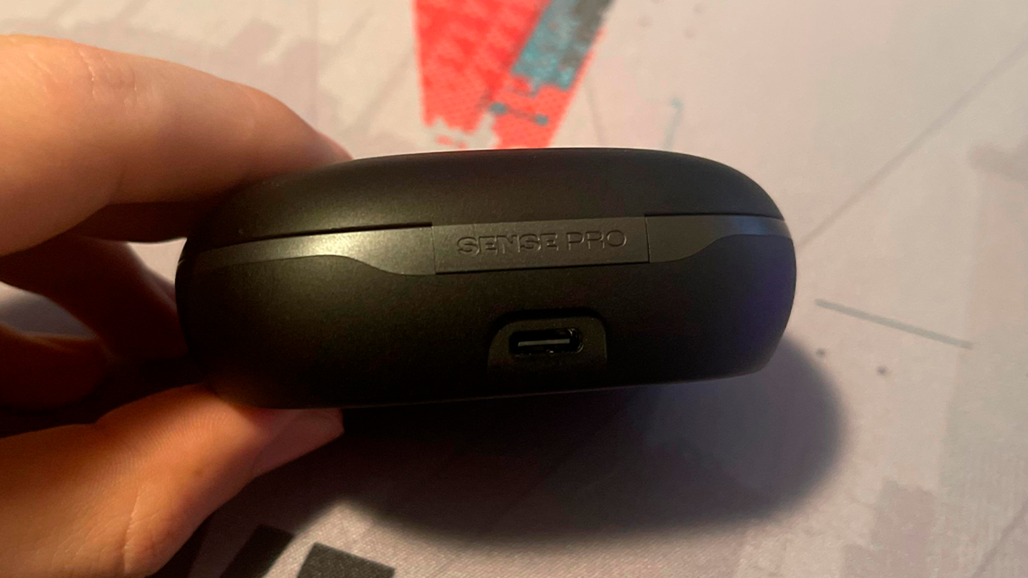 Jamás me hubiese comprado unos auriculares ‘open-ear’, pero estos me han hecho replantearme todo. Análisis de JBL Sense Pro