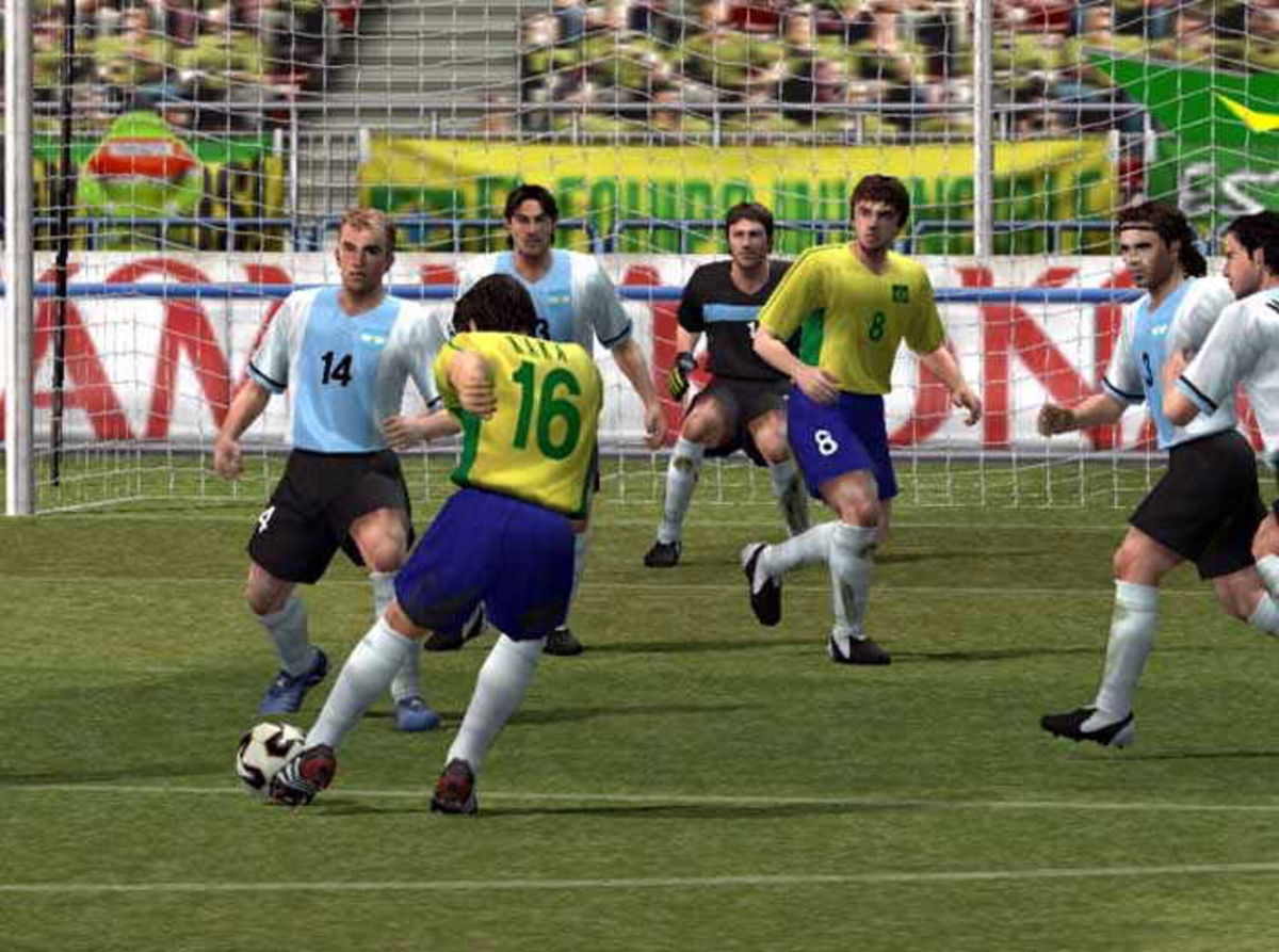 Пес 2005. Pro Evolution Soccer 2005. Про Эволюшн СОККЕР 2005. Игры PES 2005. Pro Evolution Soccer 5 (World Soccer winning Eleven 9).